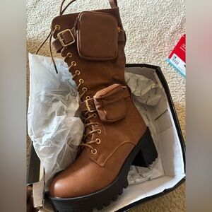 Brown Women's Boots with Pockets